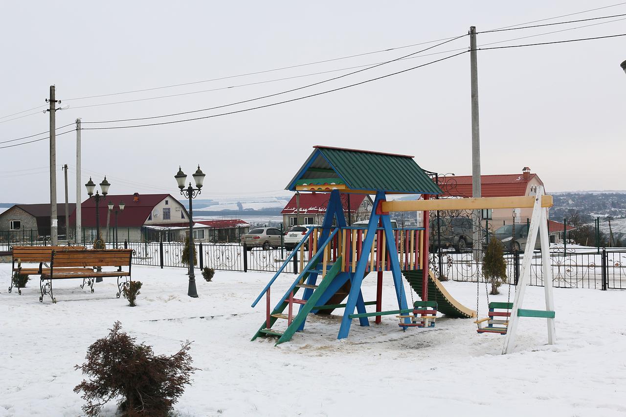 Vitapark Sonyachnyy Provans 산타노브 외부 사진